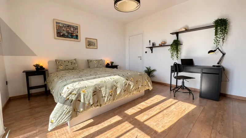 Bedroom 3 bed, desk and warm sunlight