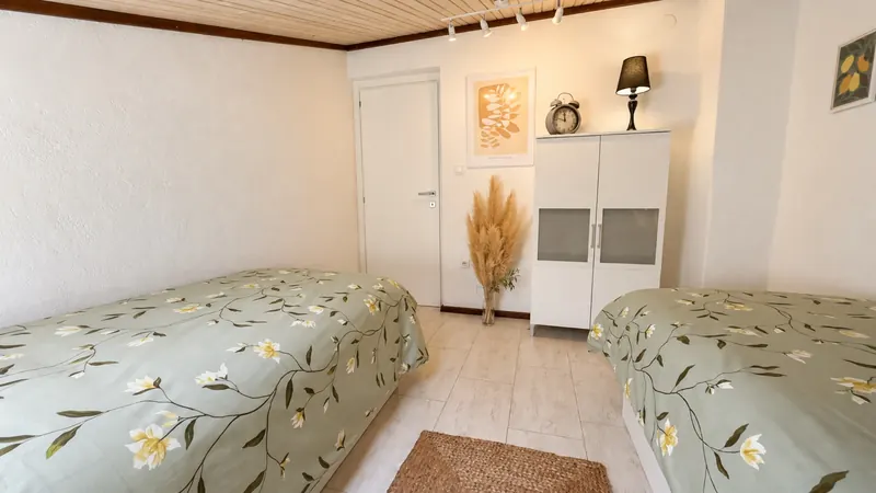 Bedroom 4 beds and storage